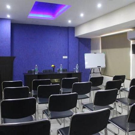 Sm Regency Kochi Zewnętrze zdjęcie